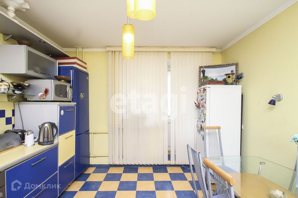 Продаётся 2-комнатная квартира, 74.3 м²