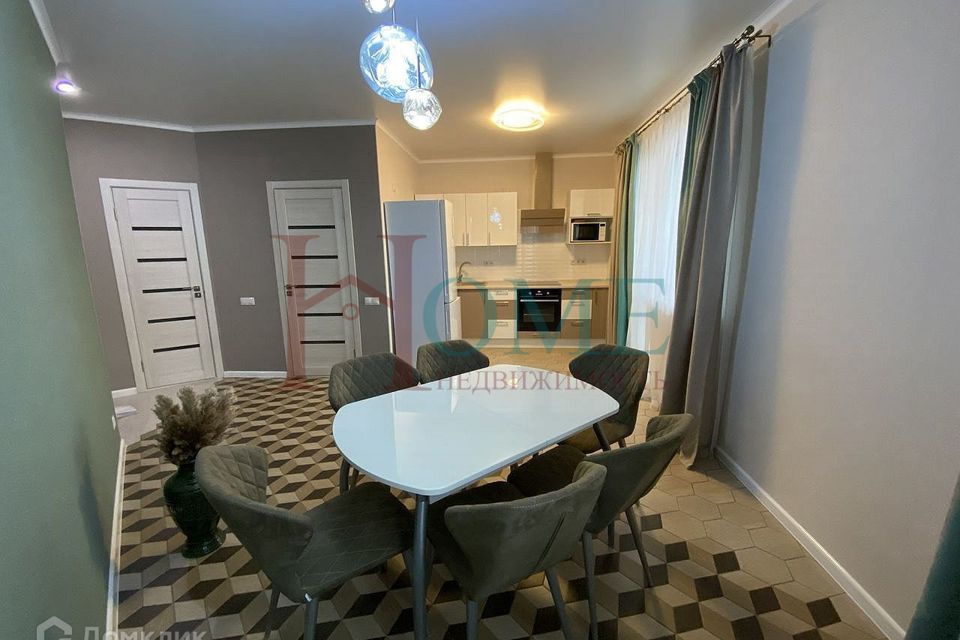 Сдаётся 2-комнатная квартира, 64 м²