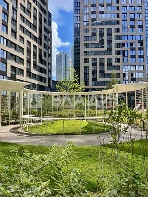 Продаётся 1-комнатная квартира, 49 м²