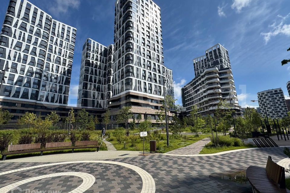 Продаётся 2-комнатная квартира, 70.9 м²