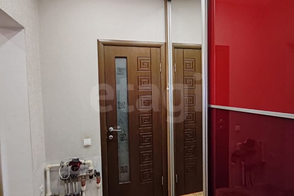 Продаётся 1-комнатная квартира, 49.2 м²