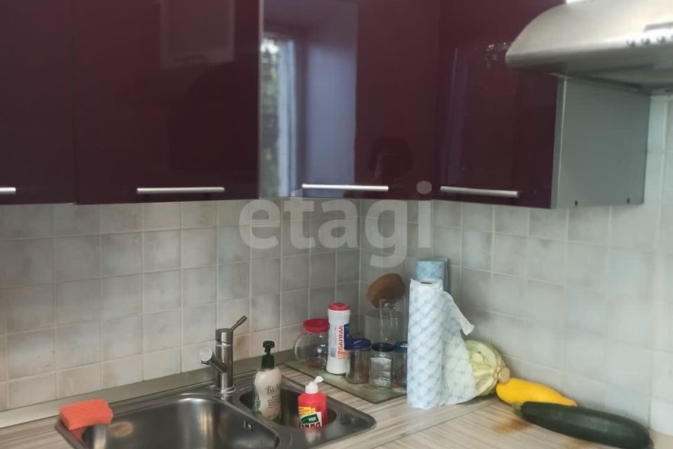 Продаётся 4-комнатная квартира, 89 м²