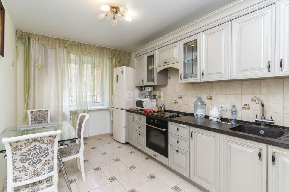 Продаётся 1-комнатная квартира, 46.4 м²