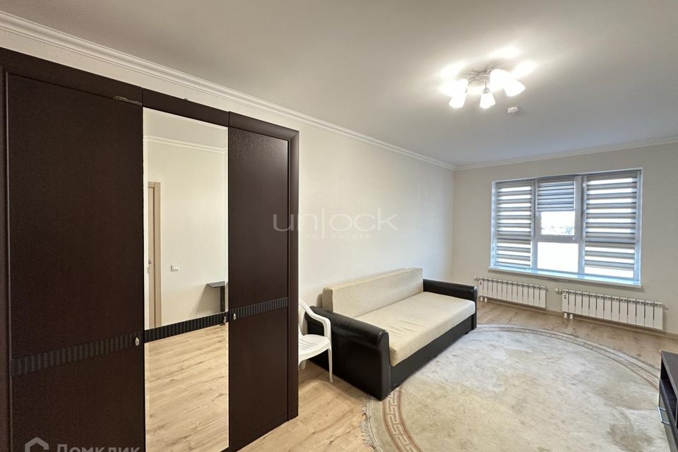 Продаётся 1-комнатная квартира, 40.4 м²