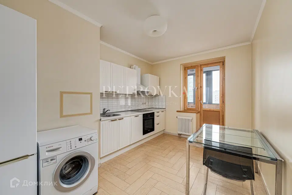 Продаётся 1-комнатная квартира, 50 м²