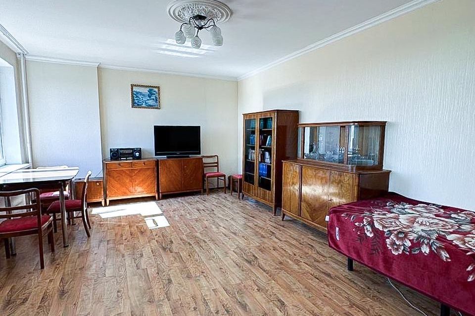 Продаётся 1-комнатная квартира, 51.9 м²
