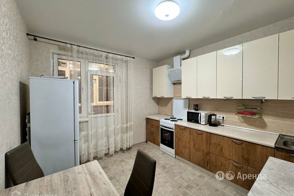 Сдаётся 1-комнатная квартира, 40 м²