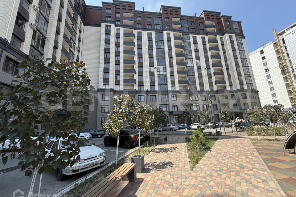 Продаётся 2-комнатная квартира, 92 м²