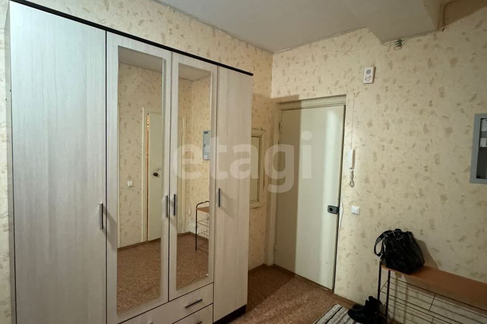 Продаётся 2-комнатная квартира, 75.7 м²