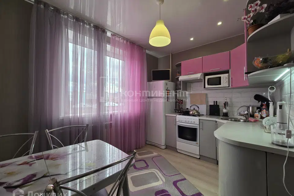 Продаётся 1-комнатная квартира, 37 м²