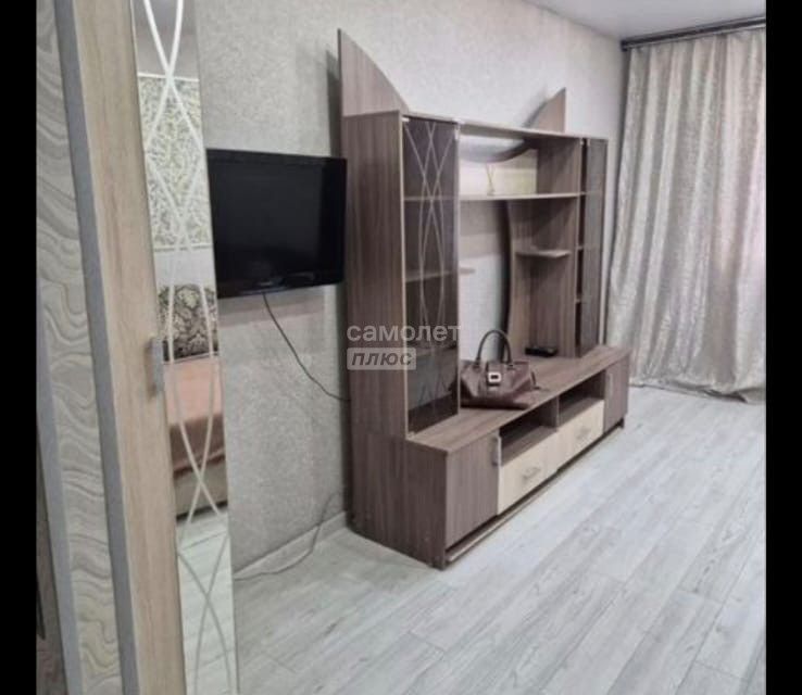 Сдаётся 1-комнатная квартира, 45 м²