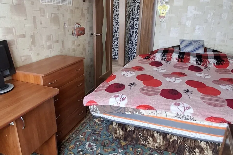 Продаётся 3-комнатная квартира, 57.3 м²
