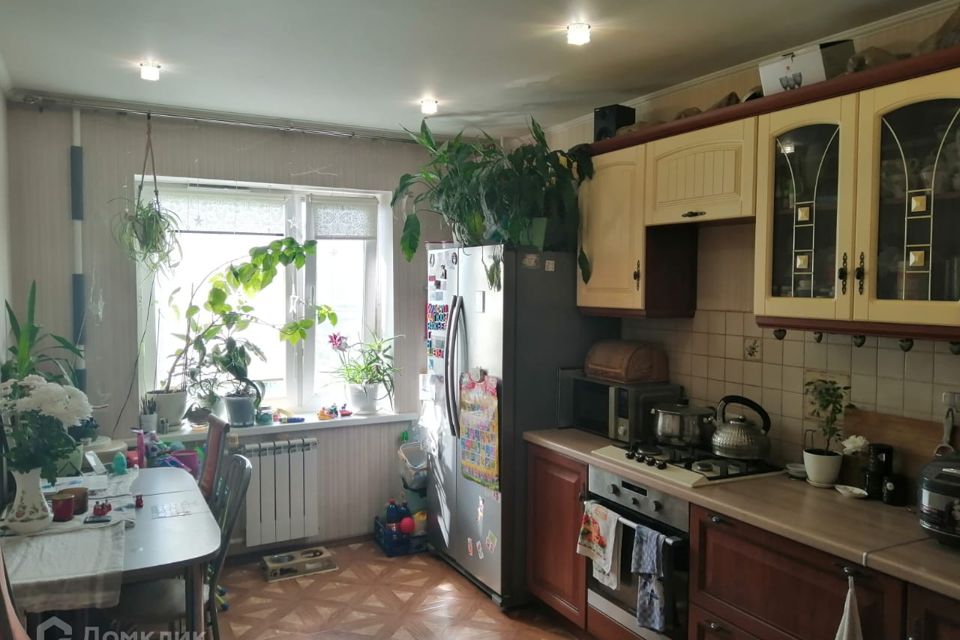 Продаётся 1-комнатная квартира, 43 м²