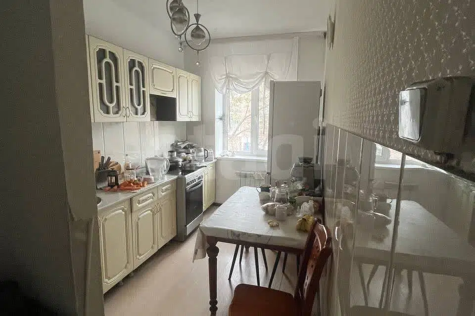 Продаётся 4-комнатная квартира, 71 м²