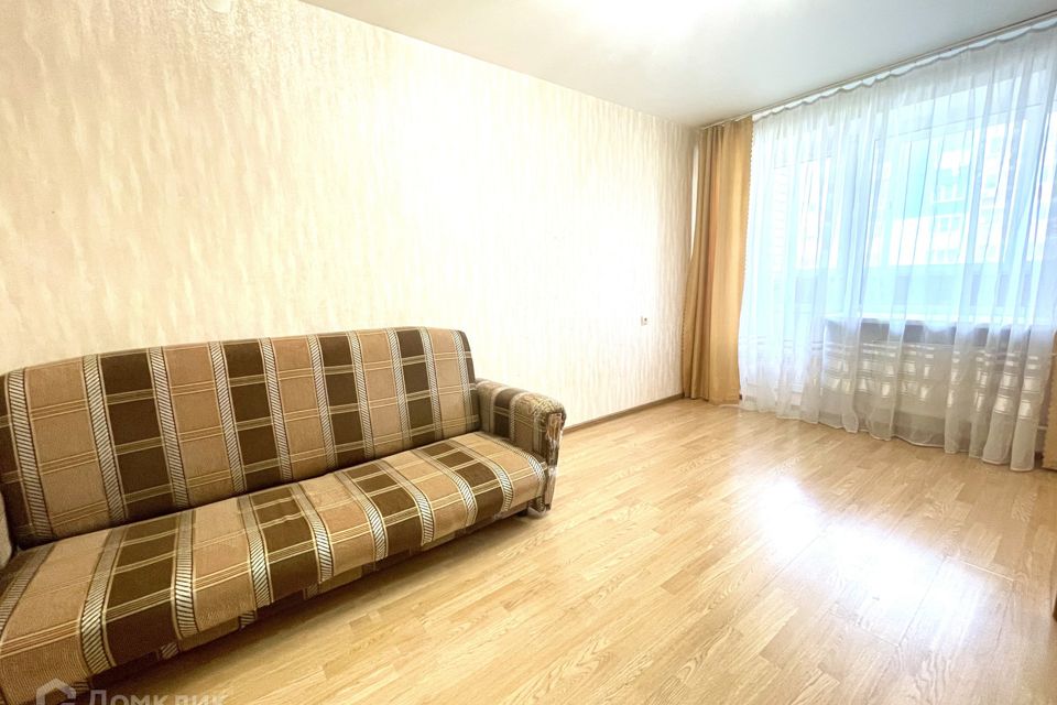 Продаётся 1-комнатная квартира, 38.2 м²