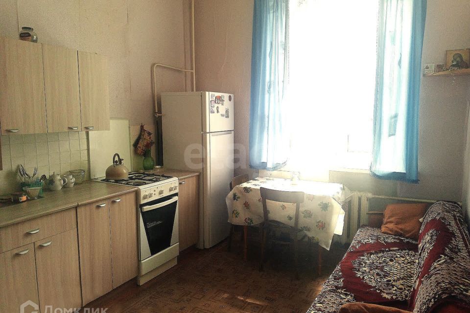Продаётся 1-комнатная квартира, 42.6 м²