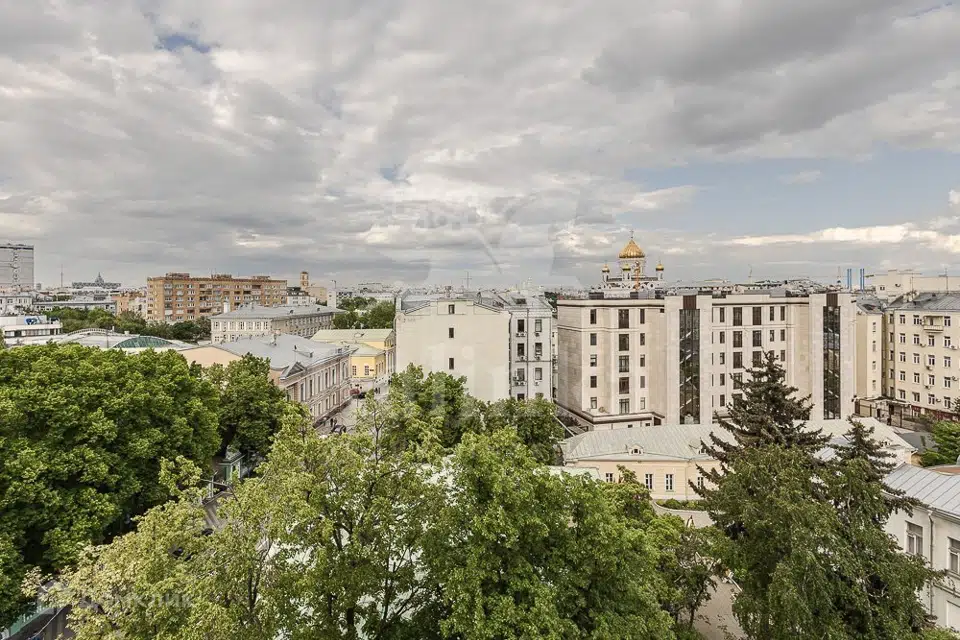 Продаётся 6-комнатная квартира, 280.3 м²