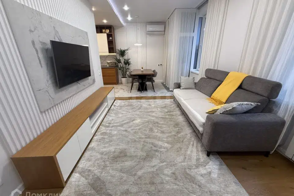 Продаётся 4-комнатная квартира, 94.2 м²
