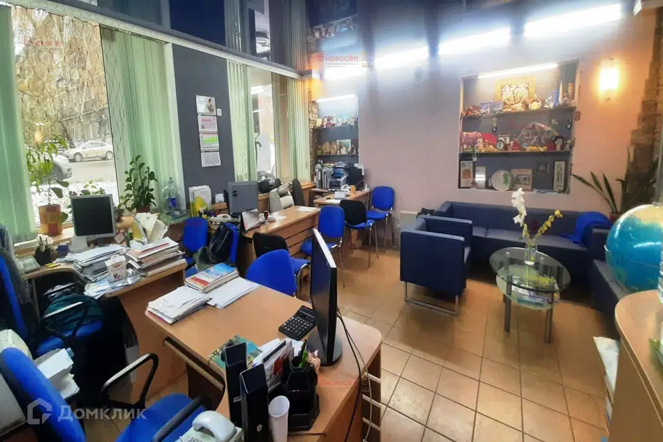Сдаётся офис, 322 м²
