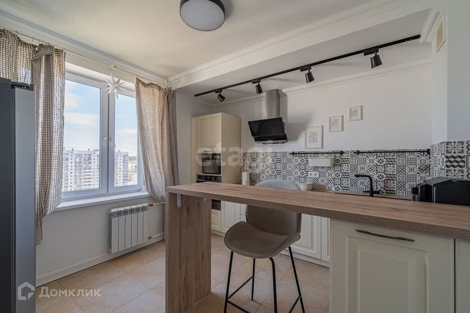 Продаётся 2-комнатная квартира, 88 м²
