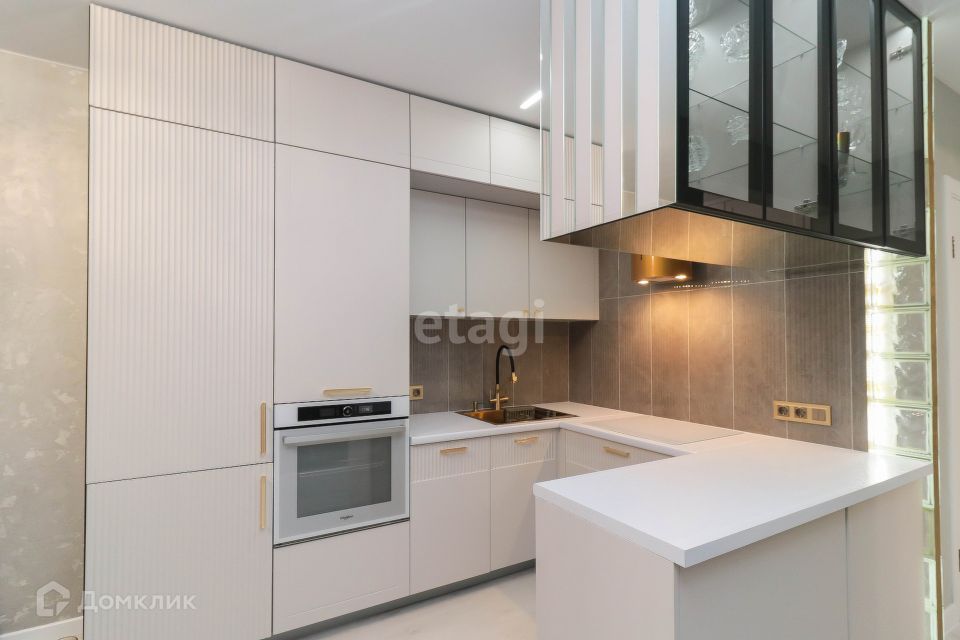 Продаётся 2-комнатная квартира, 58.5 м²