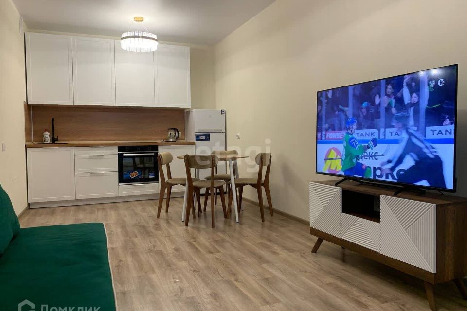 Сдаётся 2-комнатная квартира, 67.8 м²