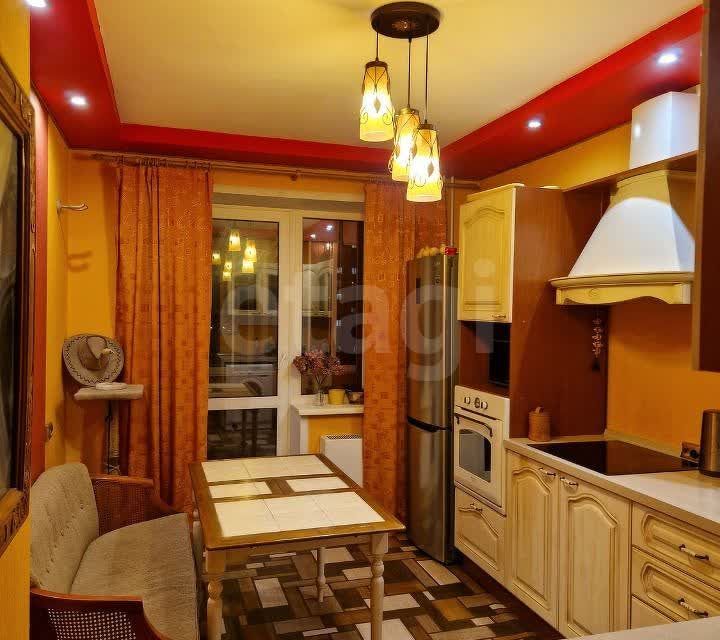 Сдаётся 1-комнатная квартира, 42 м²