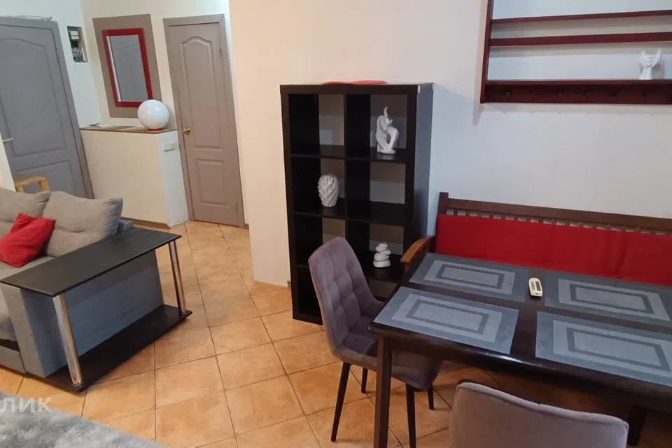 Сдаётся 3-комнатная квартира, 56 м²