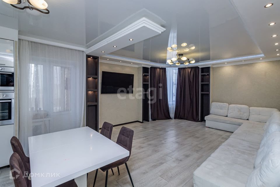 Продаётся 2-комнатная квартира, 85.7 м²