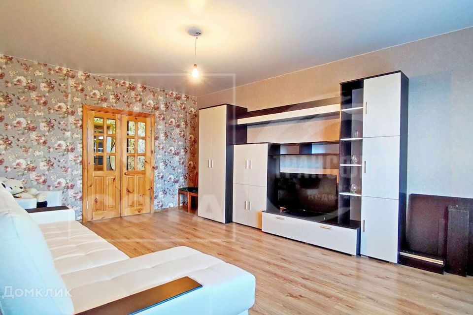 Продаётся 3-комнатная квартира, 98.4 м²