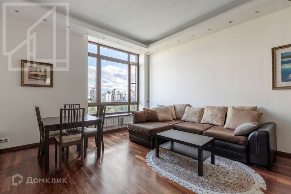 Сдаётся 2-комнатная квартира, 80 м²
