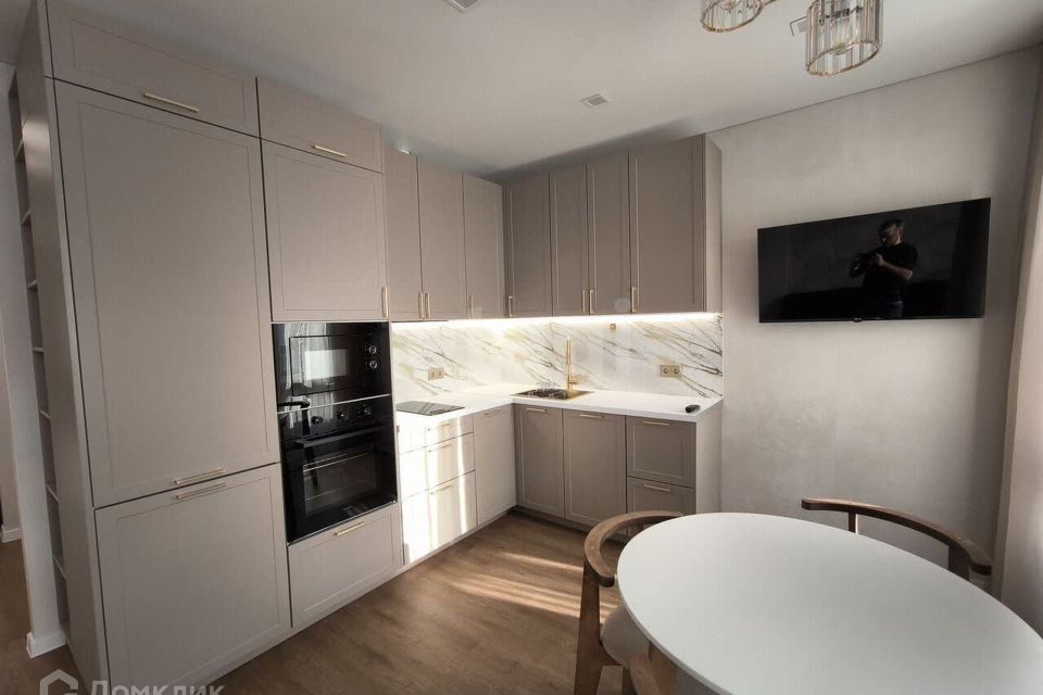 Сдаётся 1-комнатная квартира, 50 м²