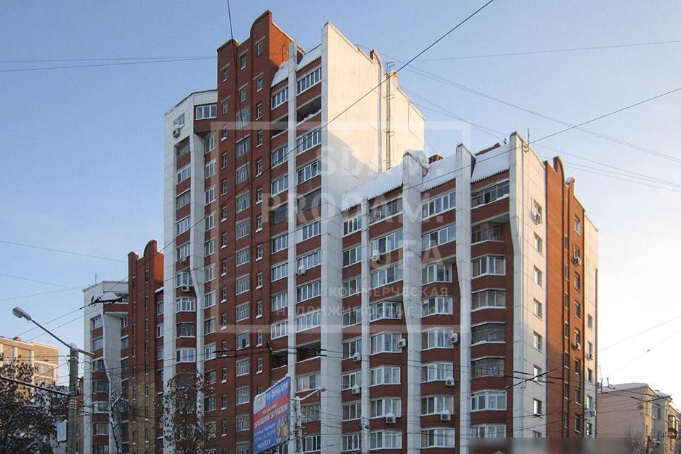 Омск. Всегда на доме есть паршивая овца, которая продастся любой УК. Филин Омск