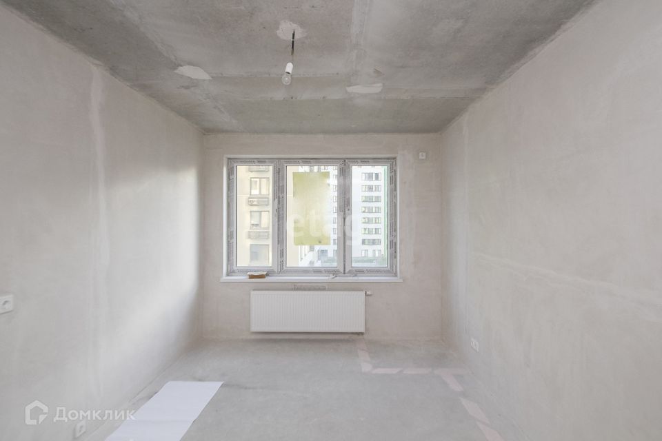 Продаётся 1-комнатная квартира, 42.7 м²