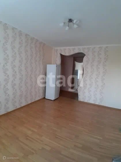 Продаётся 3-комнатная квартира, 64.5 м²