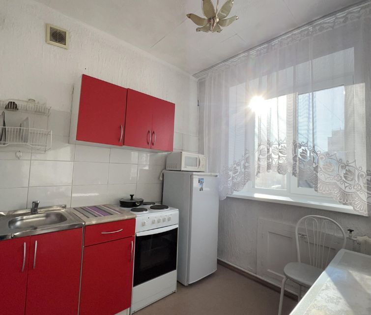 Сдаётся 1-комнатная квартира, 42 м²
