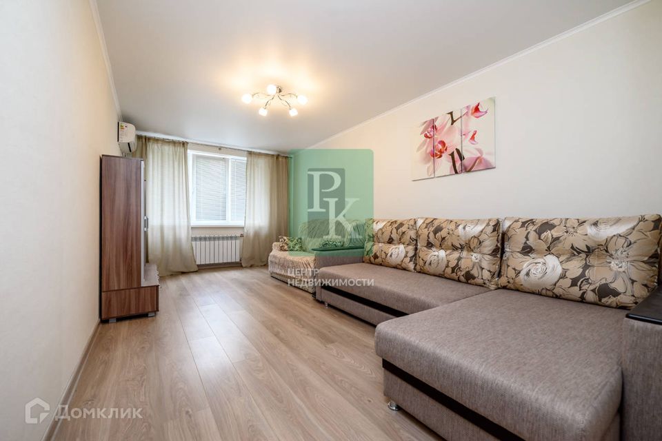 Продаётся 1-комнатная квартира, 39.6 м²