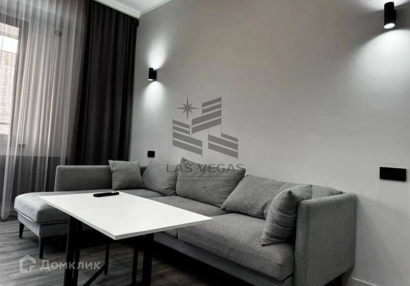Сдаётся 2-комнатная квартира, 63 м²