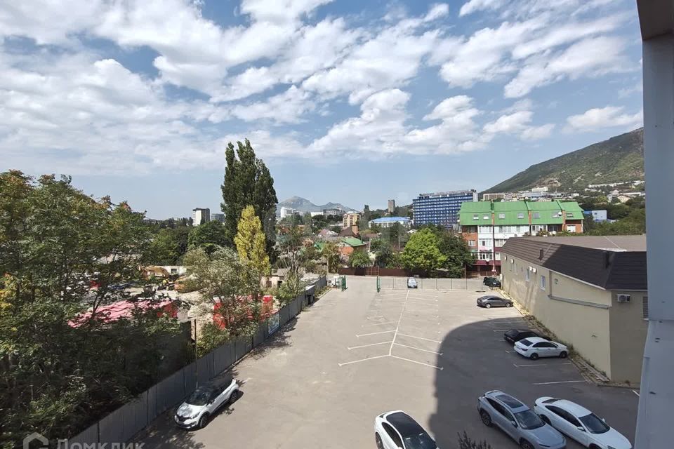 Продаётся 3-комнатная квартира, 95.5 м²