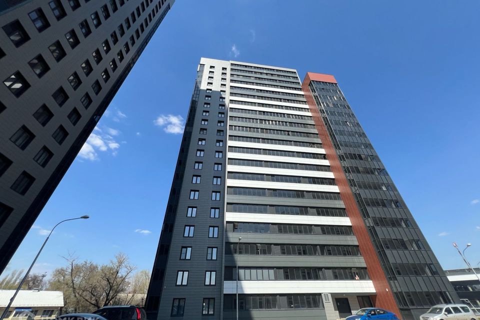 Продаётся 2-комнатная квартира, 75.45 м²