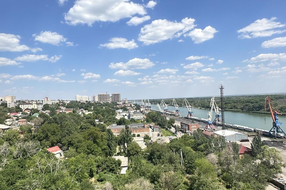 Продаётся 3-комнатная квартира, 69.5 м²