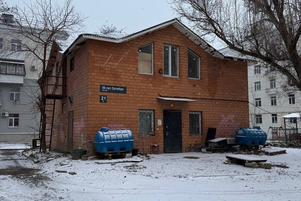 Сдаётся производственное помещение, 199.8 м²