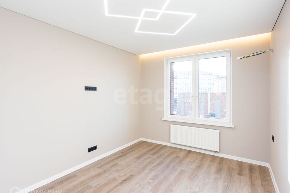 Продаётся 1-комнатная квартира, 38 м²