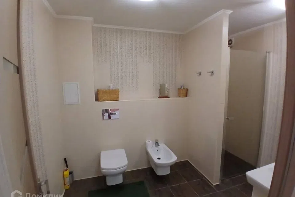 Продаётся 6-комнатная квартира, 137.1 м²