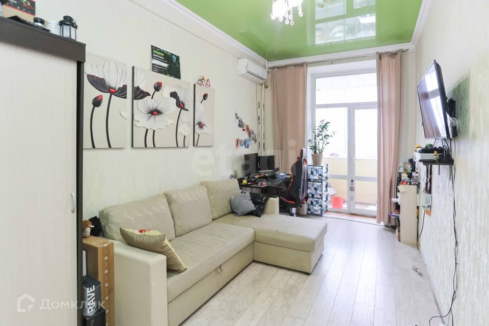 Продаётся 2-комнатная квартира, 56.2 м²