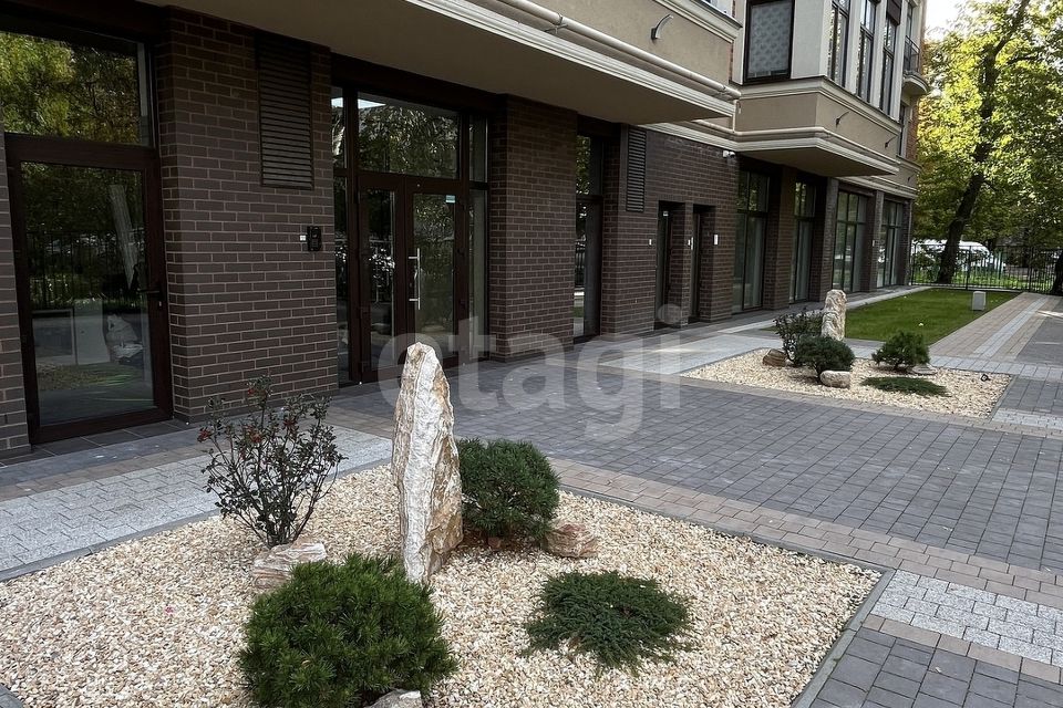 Продаётся 1-комнатная квартира, 49 м²