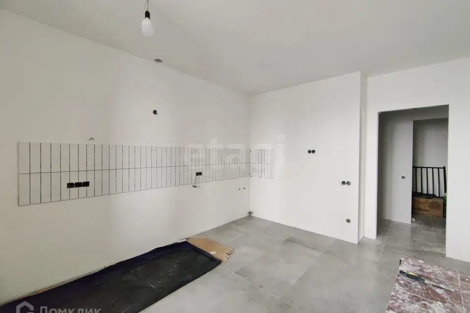 Продаётся 2-комнатная квартира, 83 м²
