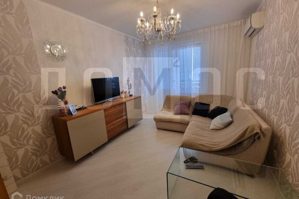 Продаётся 3-комнатная квартира, 81.8 м²
