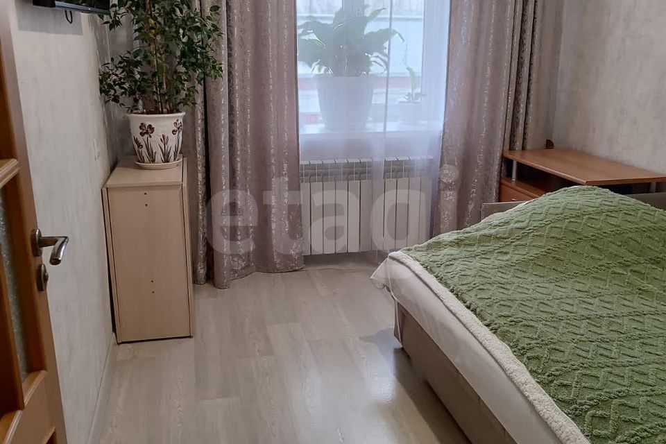 Продаётся 3-комнатная квартира, 65.9 м²