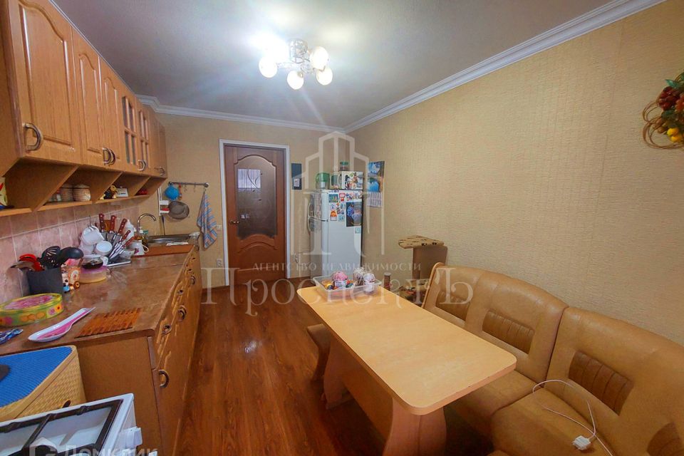 Продаётся 3-комнатная квартира, 66.1 м²